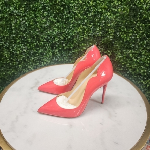 Christian Louboutin Hot Chick 100 Patent Leather Pumps CL Red Bottoms - Picture 8 of 14